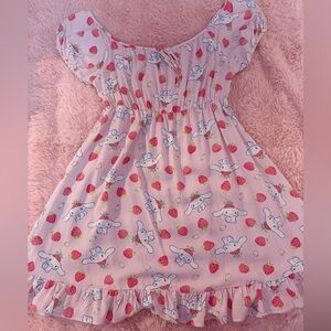 ♥ CINNAMROLL SANRIO STRAWBERRY RUFFLE DRESS- SIZE L ♥